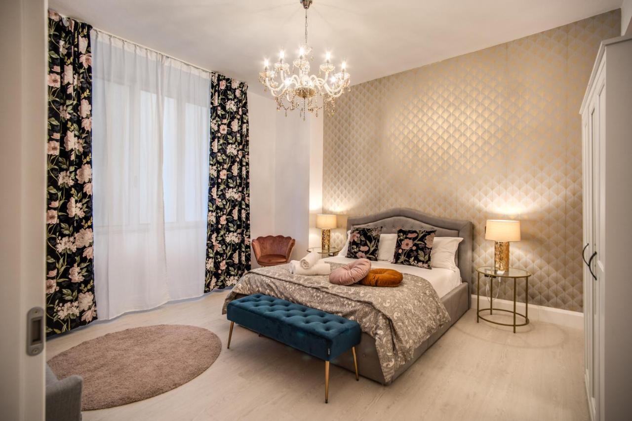 Aweshomeitaly - White Mirrors Apartment ピサ エクステリア 写真
