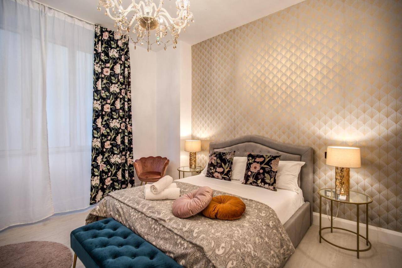 Aweshomeitaly - White Mirrors Apartment ピサ エクステリア 写真