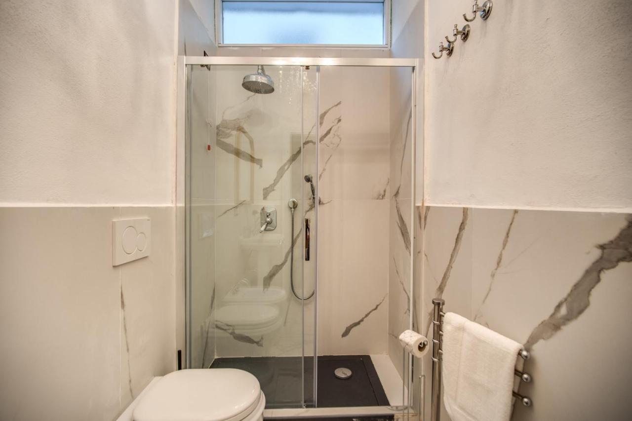 Aweshomeitaly - White Mirrors Apartment ピサ エクステリア 写真